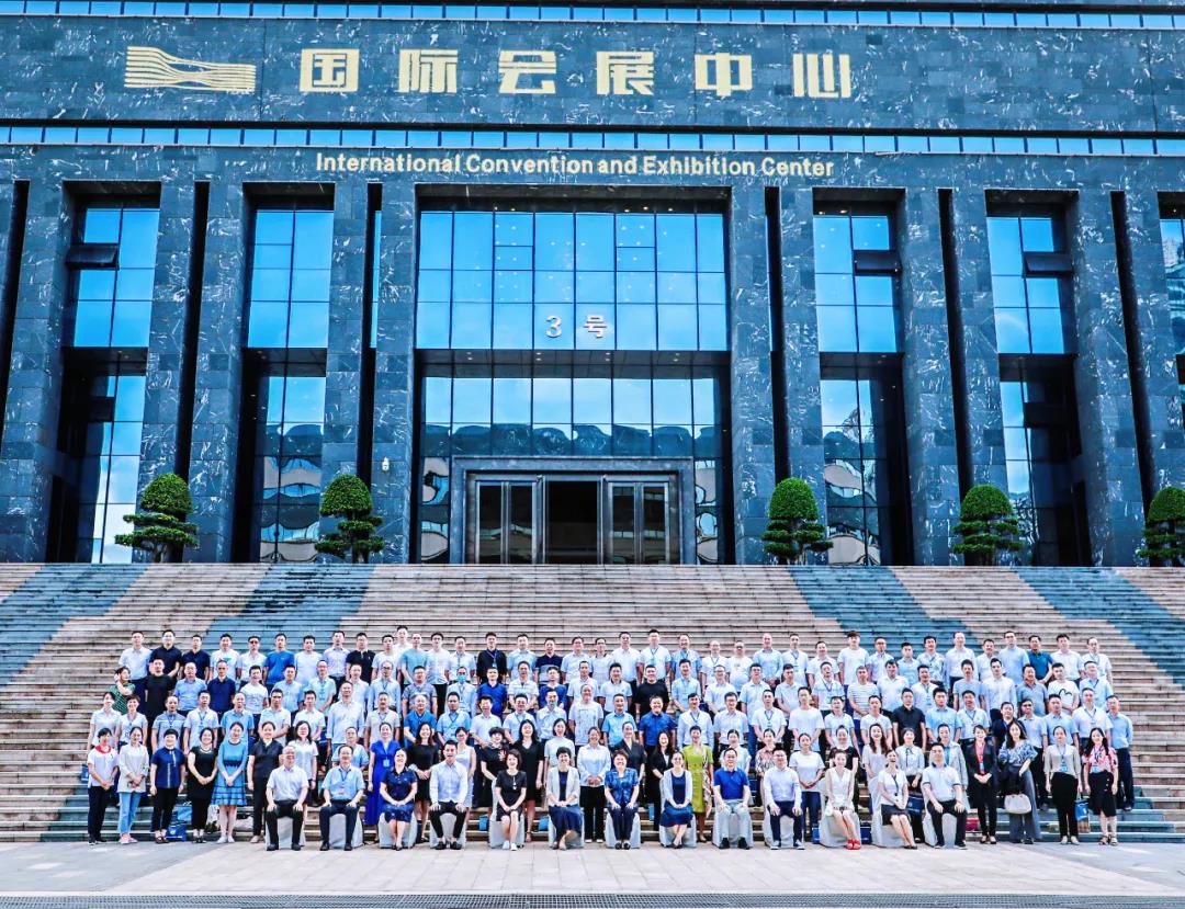 集体合影.jpg