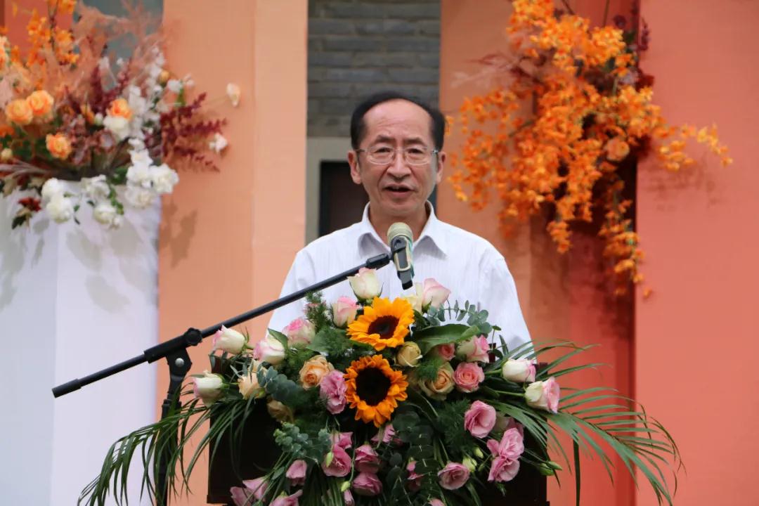 富康集团党委书记兼执行总裁杨德兴致辞.jpg