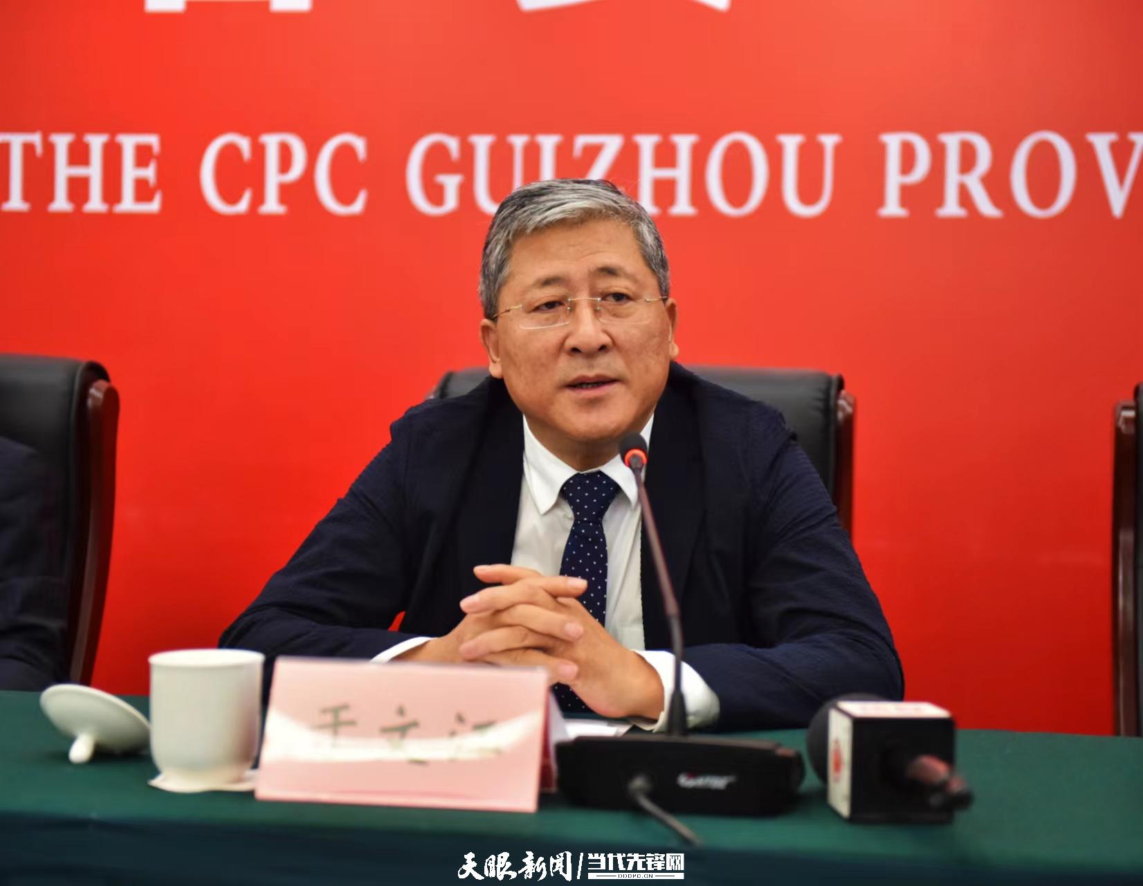 中国国家画院副院长于文江.jpg