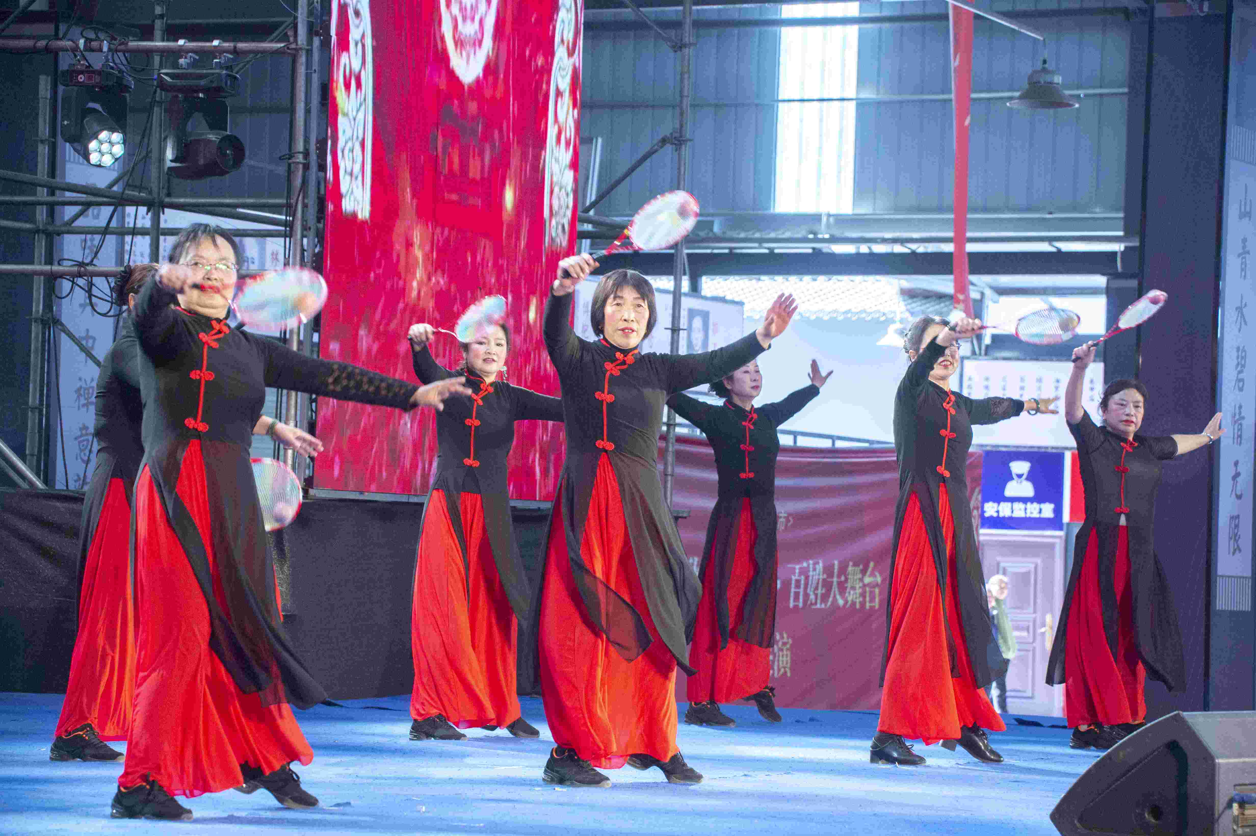 州柔力球队2024年“三八”节活动（摄影：印象黔西南） (3).jpg