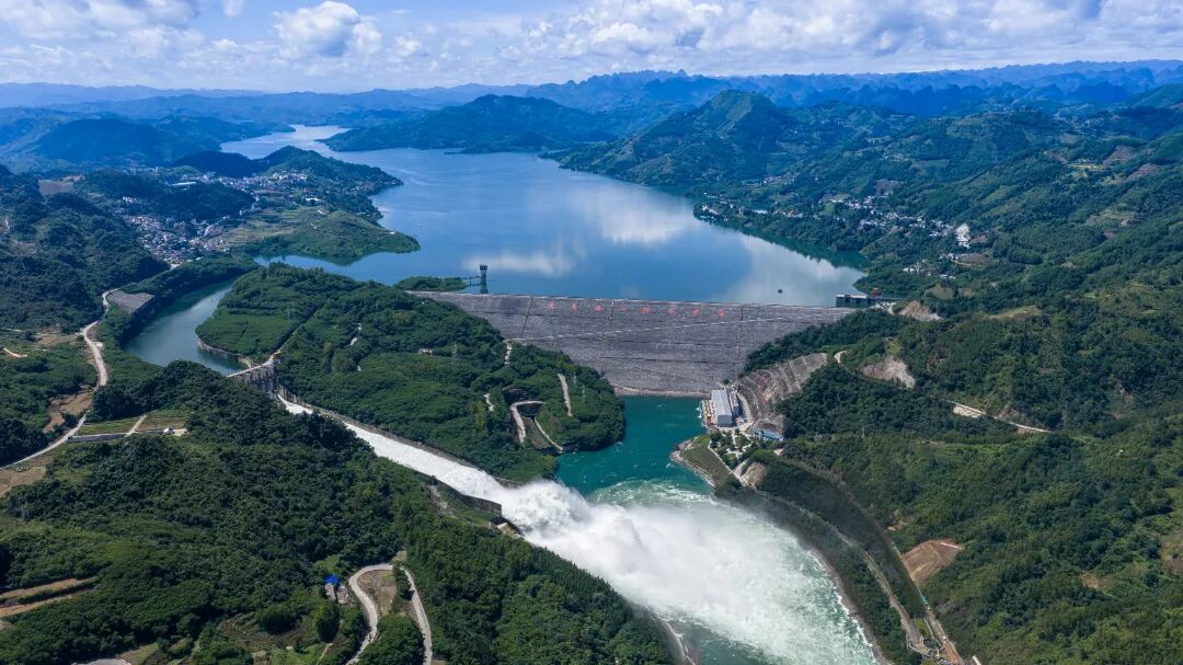 1768309878891079395.jpg 640 (3).jpg