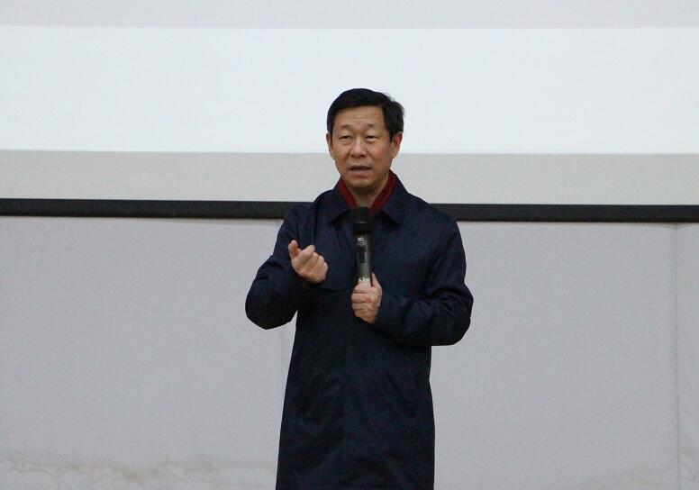 李老师强调对班主任的素养要求.jpg