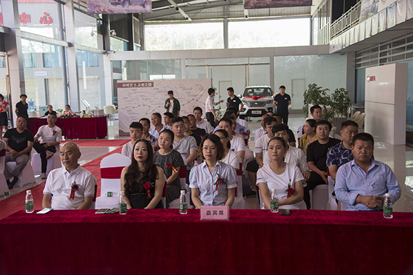 1560093814118048165.jpg 大不同长城皮卡开业庆典 (7).jpg