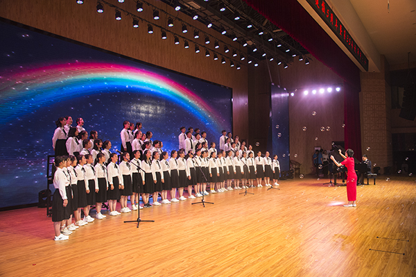 1567909648438027142.jpg 阳光书院建校五周年纪念活动20190906(摄影:印象黔西南) (40).jpg