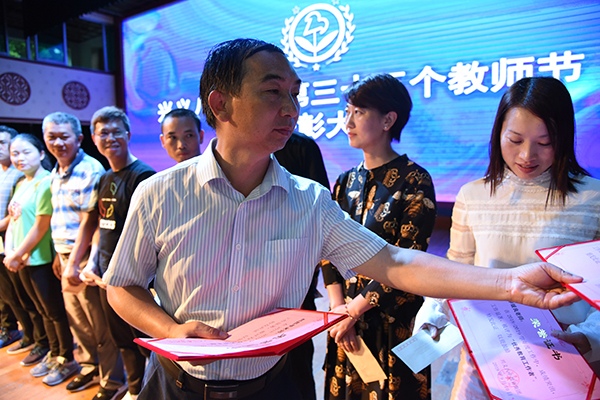 1568541557634020147.jpg DSC_4968.jpg