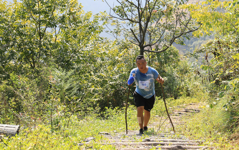 9、探秘喀斯特第四天（摄影：袁勇） (7).jpg
