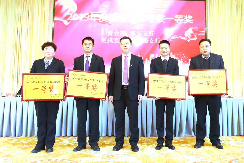 1579662111446020720.jpg HK4A9489.jpg