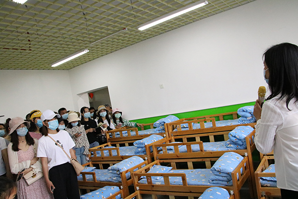 7  龙广镇中心幼儿园举行幼儿睡房管理演练.jpg