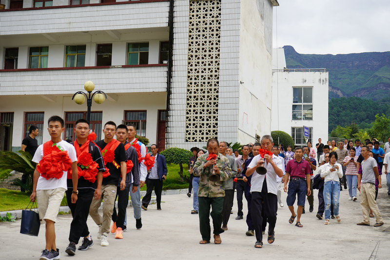 1599982422662058591.jpg 图片2.jpg