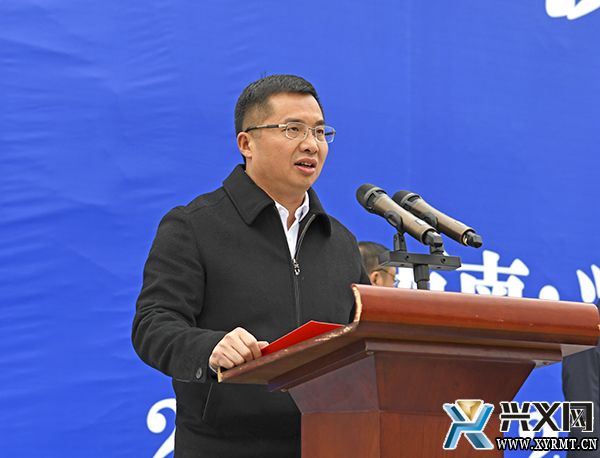 1639821465852035431.jpeg 州委常委、市委书记、义龙新区党工委书记顾先林在开工仪式上致辞.jpeg