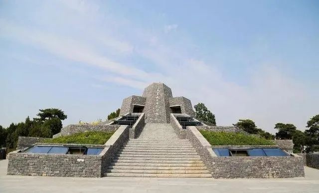 1756886094259073171.jpg 640.jpg