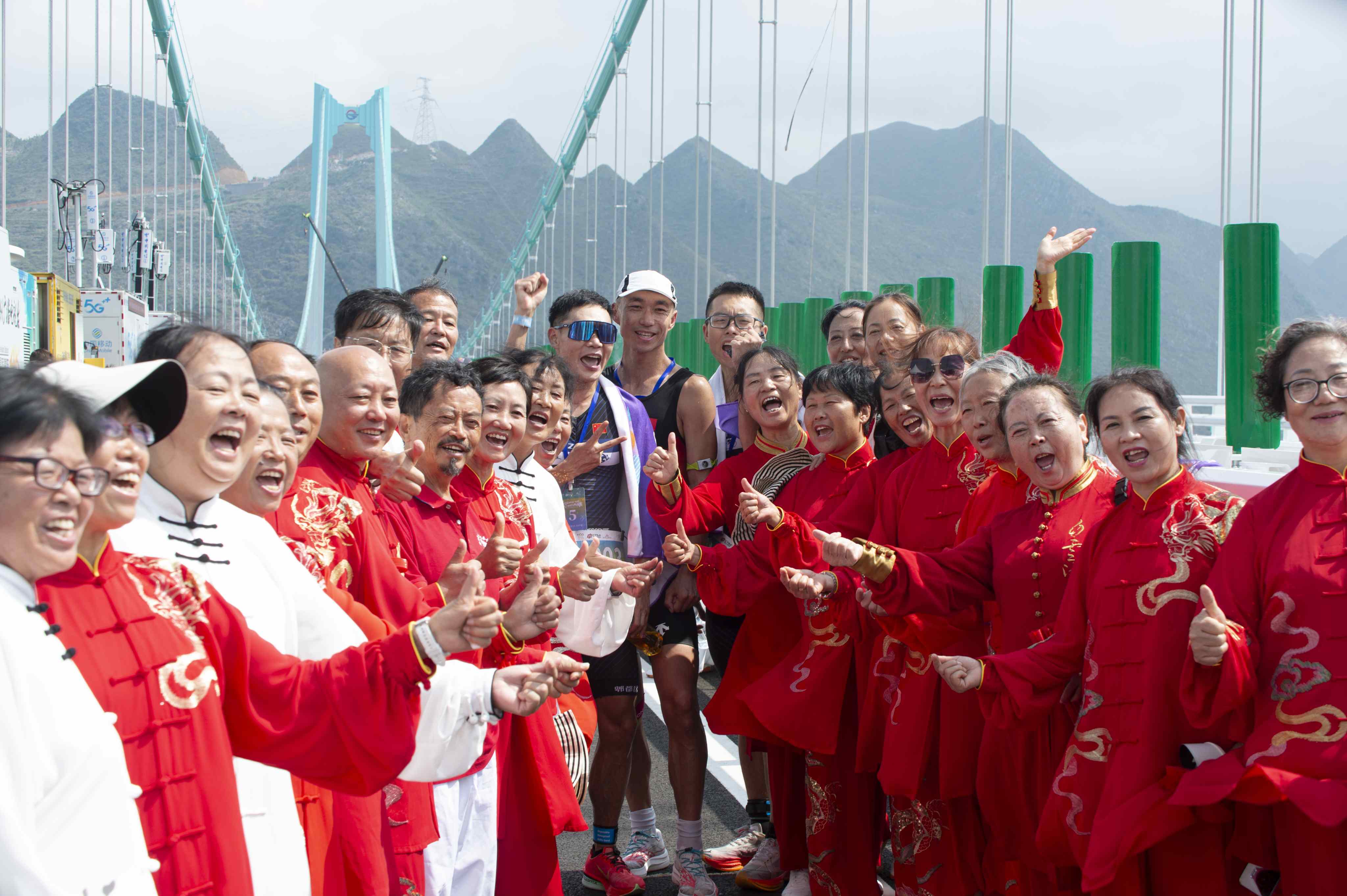 1758529529070044376.jpg _YXQ8807.jpg