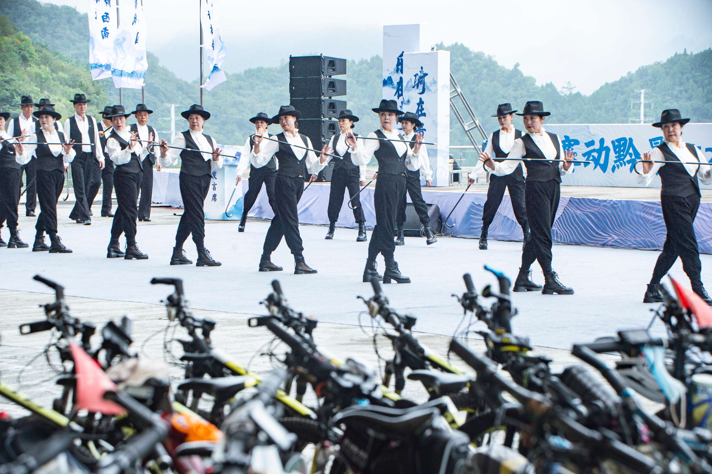 1760537938481087519.jpg 第27届全国华夏骑游活动(提供:印象黔西南) (16).jpg